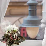 Magic Romantic, Kiraly Street Escape For Two By Nw Apartmán *
