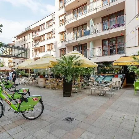 Magic Romantic, Király Street Escape For Two By Nw *