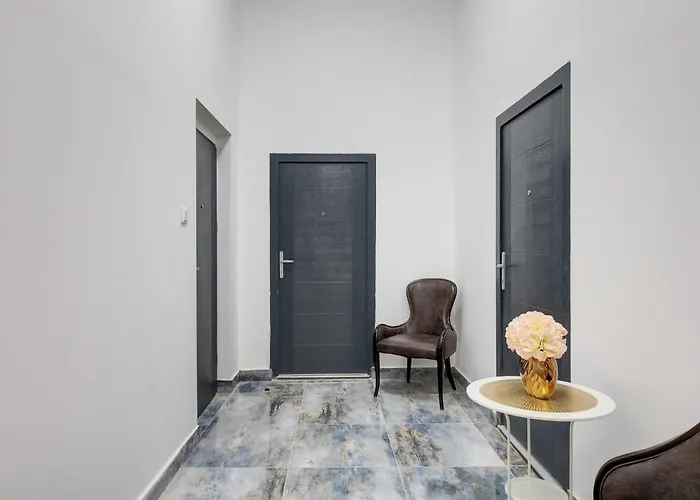 Magic Romantic, Király Street Escape For Two By Nw Budapest