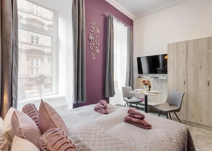 Magic Romantic, Király Street Escape For Two By Nw Budapest